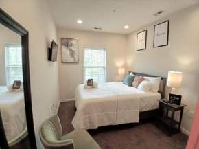 Luxury & Cool Private Room in DC